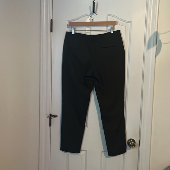 Lululemon | City Trek Trouser Military Olive Green Commute Travel Office Size 10 - Picture 11 of 16